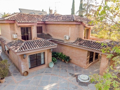 Venta Casa unifamiliar en zorahaida Granada. Con terraza 372 m²