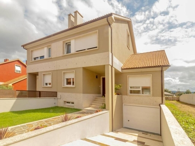 Venta Casa unifamiliar Sanxenxo. Con terraza 273 m²