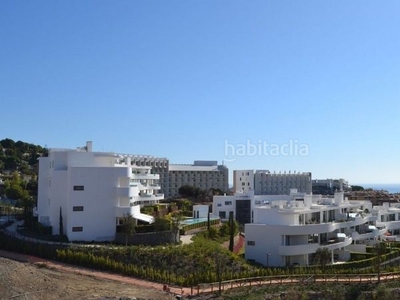 Apartamento con 4 habitaciones con parking y aire acondicionado en Fuengirola