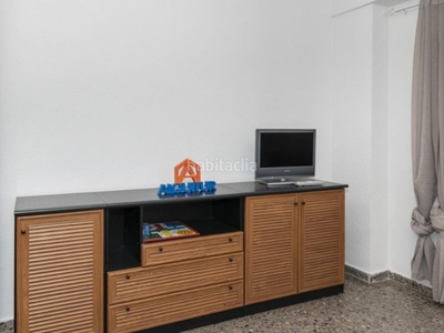 Apartamento con piscina zona san antonio. en Cullera