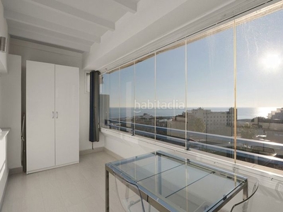 Apartamento en avenida de severo ochoa apartamento con 3 habitaciones amueblado con ascensor, parking, aire acondicionado y vistas al mar en Marbella