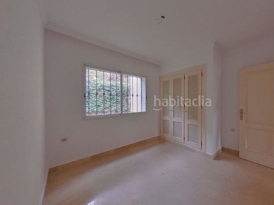 Apartamento oportunidad! fantástico piso con bonitas vistas en arcos de La Quinta, benahavis en Benahavís