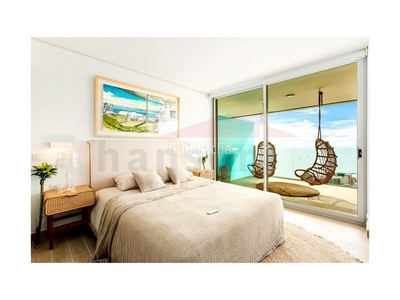 Apartamento s a 25 metros de la playa con vistas al mar en fuengirola, málaga. en Benalmádena