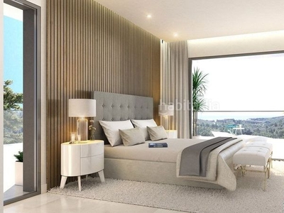 Apartamento último apartamento en nueva milla de oro con amplia terraza y vistas espectaculares en Estepona