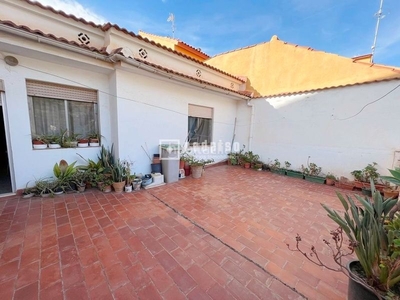 Casa chalet independiente en barriada la mosca, malaga en Málaga