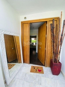 Chalet villa en venta 4 habitaciones 3 baños. en Zona Miraflores Marbella