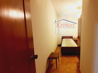 Piso inmobiliaria kronox vende en exclusiva piso de 80 m² con ascensor en zona villalobos. distribuido en 3 dormitorios, cocina independiente con amplia terraza, salón-comedor y baño con bañera. en Madrid