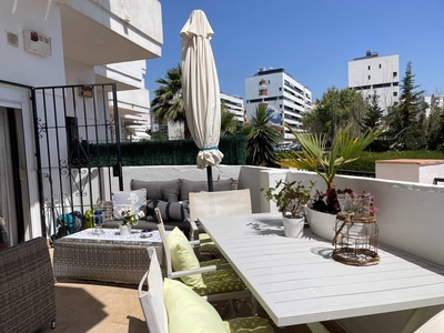 Apartamento en venta en Puerto de Estepona, Estepona, Málaga