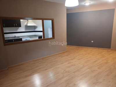 Apartamento con ascensor, parking y calefacción en Fuenlabrada