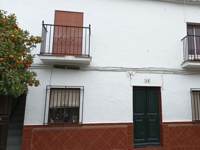 Сasa con terreno en venta en la Avenida de Pío XII' Palma del Río