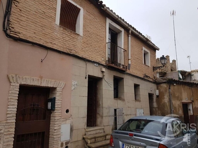 Сasa con terreno en venta en la Calle de Alfonso VI' Toledo