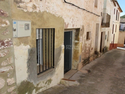 Сasa con terreno en venta en la Calle del Castillo' Azuébar