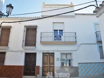 Сasa con terreno en venta en la Calle Ramón y Cajal' Pruna