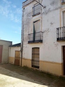 Сasa con terreno en venta en la Calle San José de Calasanz' Puente de Génave