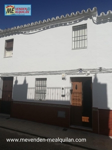 Сasa con terreno en venta en la Calle Virgen de los Remedios' La Puebla de Cazalla