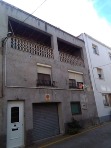 Сasa con terreno en venta en la Carrer del Mestre Arnau' Marçà