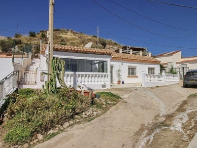 Сasa con terreno en venta en la La Yegua Alta