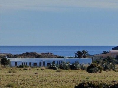 Сasa con terreno en venta en la Las Negras - El Playazo' Níjar