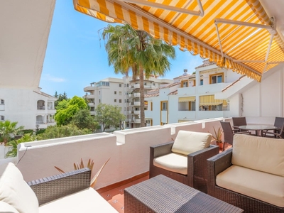 Ático en venta en Nueva Andalucia, Marbella, Málaga