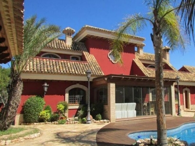 Casa-Chalet en Venta en Campoamor Alicante