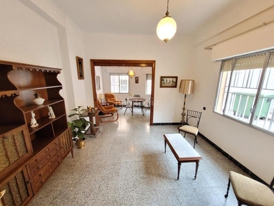 Casa con 4 habitaciones en Albuixarres Alzira