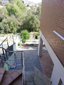 Chalet con 8 habitaciones con parking, piscina, calefacción y vistas a la montaña en Castellgalí