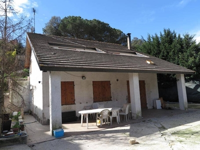 Chalet independiente con terreno en venta en la Carrer de Can Rabassa' Vallromanes