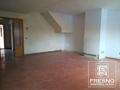 Chalet pareado a la venta en Valdetorres de Jarama