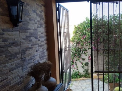 Chalet villa en venta 3 habitaciones 2 baños. en Elviria Marbella