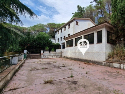 Masía con terreno en venta en la GR 5' Sant Iscle de Vallalta