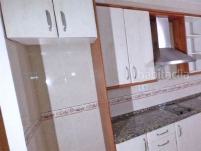 Piso con 2 habitaciones con aire acondicionado en Torremolinos