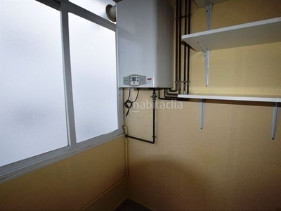 Piso con 2 habitaciones con ascensor, parking, calefacción y aire acondicionado en Fuenlabrada