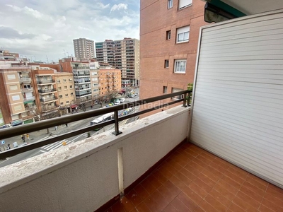 Piso con 3 habitaciones con ascensor en Les Planes Hospitalet de Llobregat (L´)