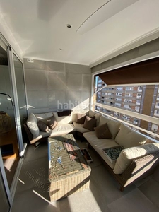 Piso en carrer de sabino arana 36 piso con 4 habitaciones con ascensor, calefacción y aire acondicionado en Barcelona