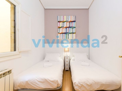 Piso en Sol, 110 m2, 2 dormitorios, 2 baños, 570.000 euros en Madrid