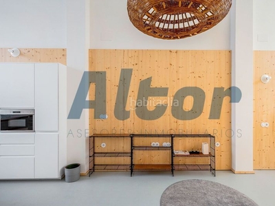 Piso en venta , con 53 m2, 1 baños, amueblado y calefacción individual gas. en Madrid