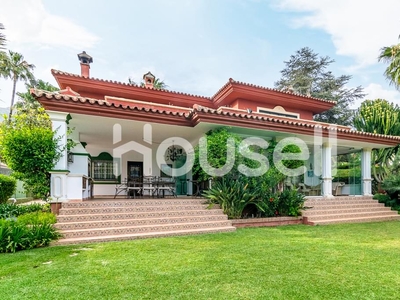 Villa con terreno en venta en la Calle Pimienta' Marbella