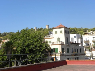 Villa con terreno en venta en la Carrer d'Enric Fajarnés' Palma