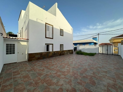 Chalet en venta en Las Mesas - El Toscón, Las Palmas de Gran Canaria, Gran Canaria