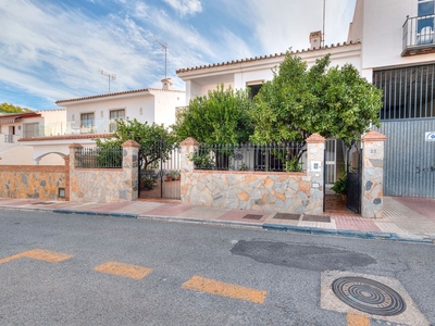 Chalet en venta en San Pedro de Alcántara Pueblo, Marbella, Málaga