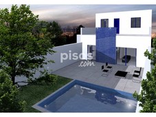 Casa adosada en venta en Avenida Doctor Severo Ochoa en San Antonio de Benagéber por 290.000 €
