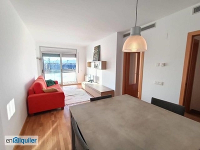 Alquiler piso con 2 baños Eixample