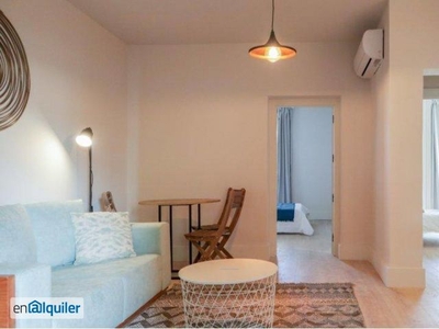 Apartamento de 2 dormitorios en alquiler en Castilla, Madrid