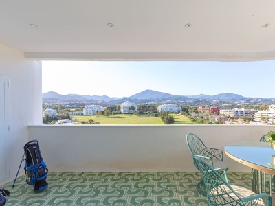Apartamento en venta en Guadalmina, Marbella, Málaga