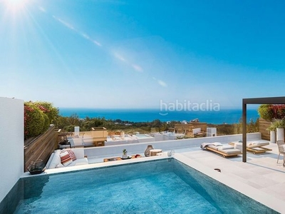 Apartamento preciosa primera planta de lujo en cabopino con un diseño espectacular. en Marbella