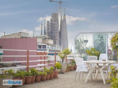 Ático de 4 habitaciones con terraza e impresionantes vistas