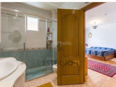 Casa adosada en calle juan berasategui casa adosada con 6 habitaciones amueblada con calefacción y aire acondicionado en Murcia