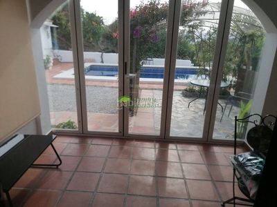 Casa de campo en venta , 2 dormitorios. en Sayalonga