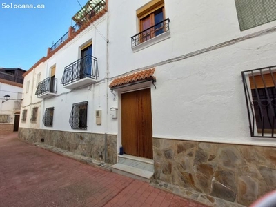 CASA EN PLENO CENTRO DE FONDON