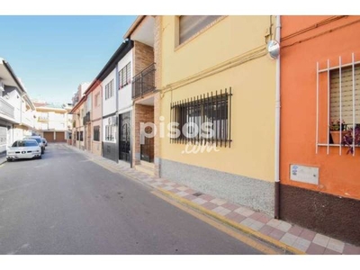 Casa en venta en Calle de Castellón en Zona Avenida de los Ogíjares por 93.000 €